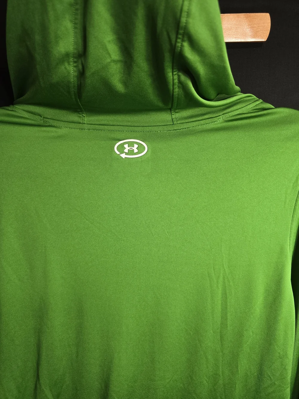 Under Armour Green Hooded Long Sleeve Top NWOT